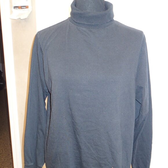 Black Women's Turtleneck Size Large Basic Editions - Picture 6 of 6